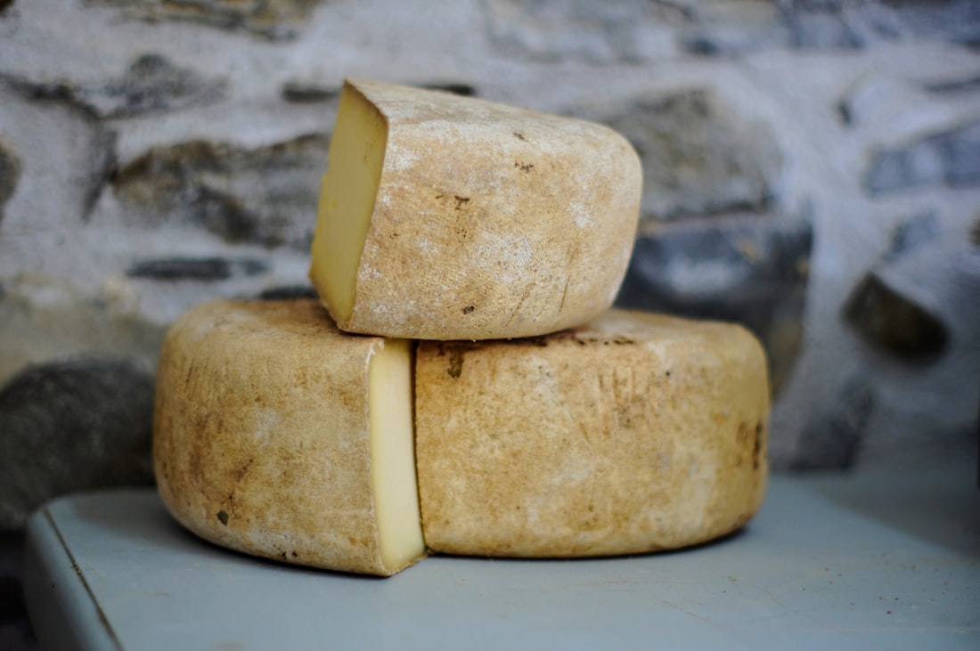 Deli cheeses